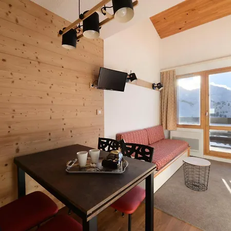 Callisto - 2 Pieces Pour 5 Personnes 68 * Macot-la-Plagne
